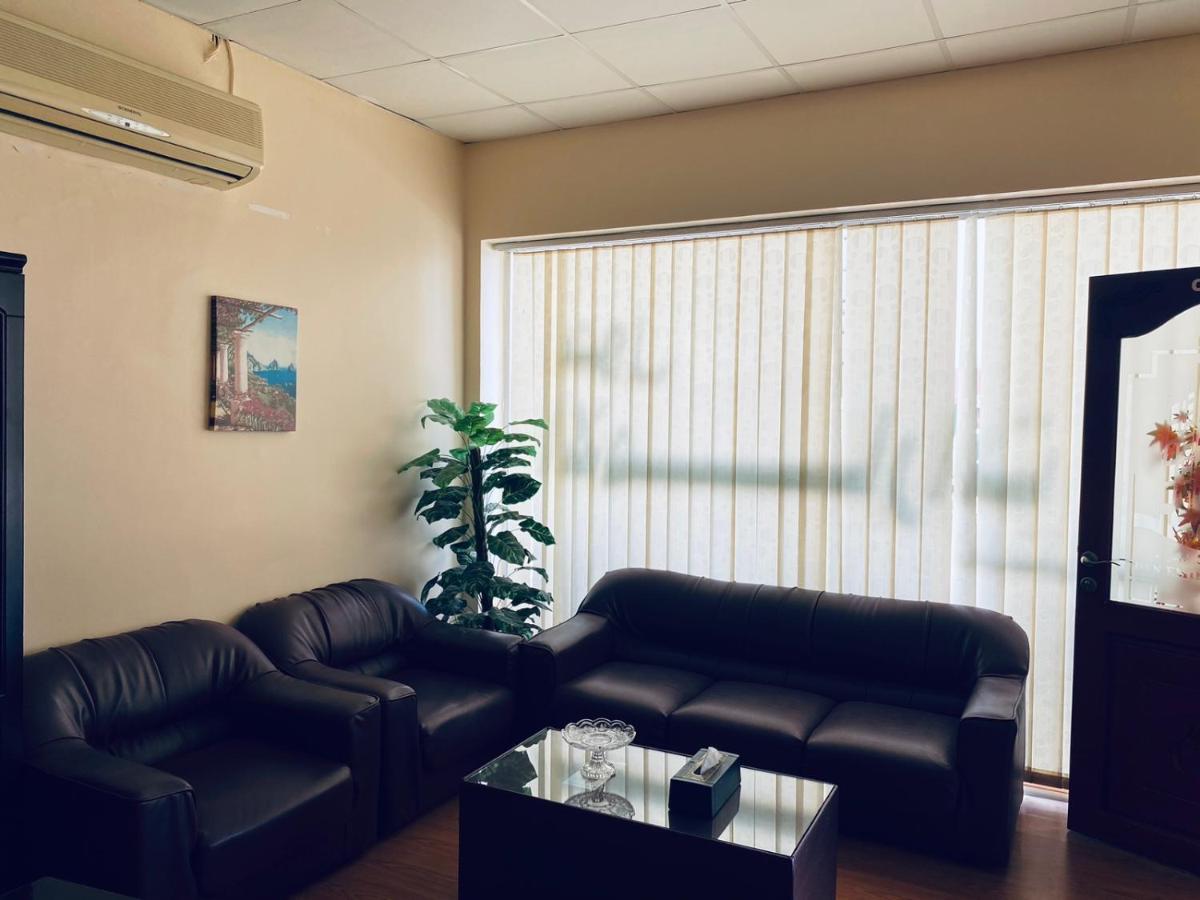 Pan Emirates Hotel Apartments Sharjah Buitenkant foto