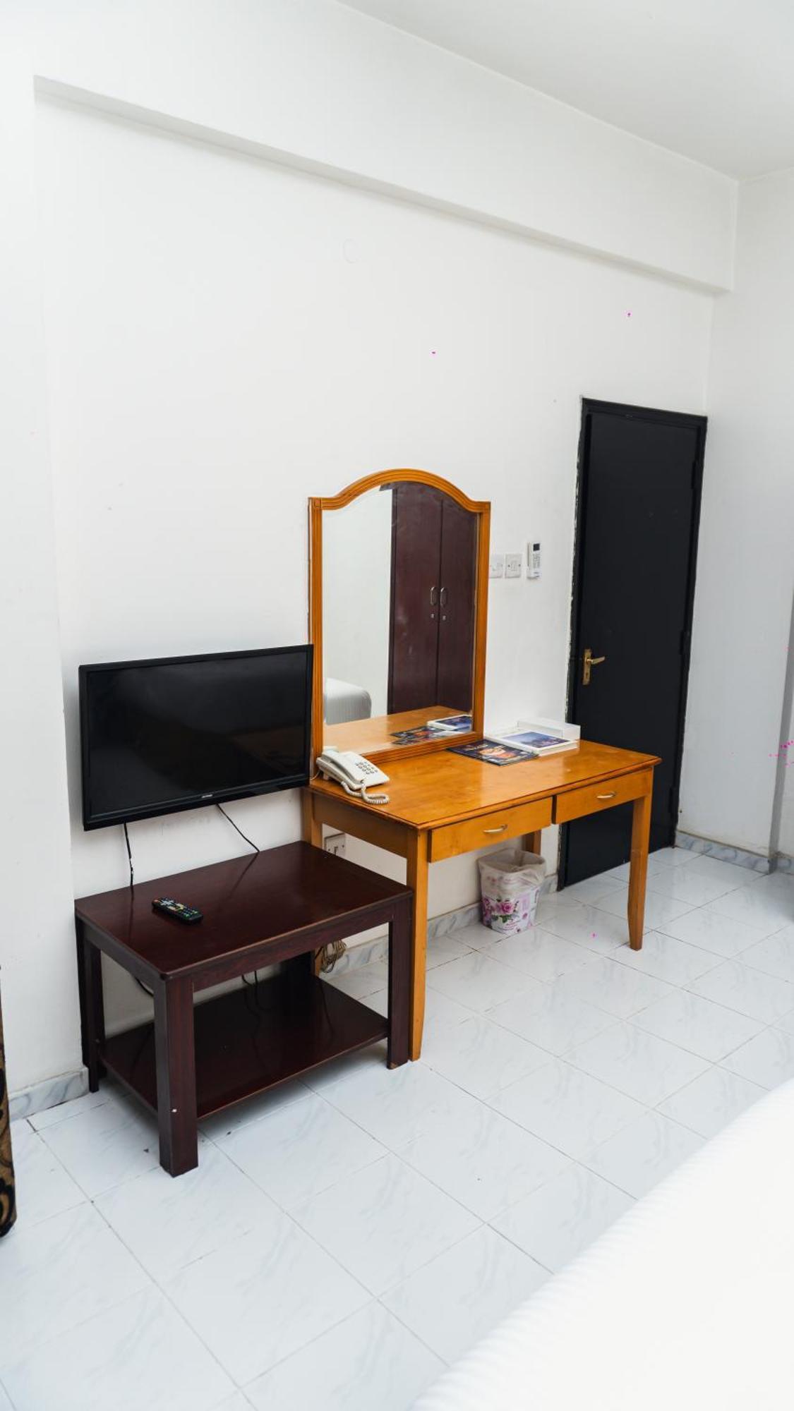 Pan Emirates Hotel Apartments Sharjah Buitenkant foto