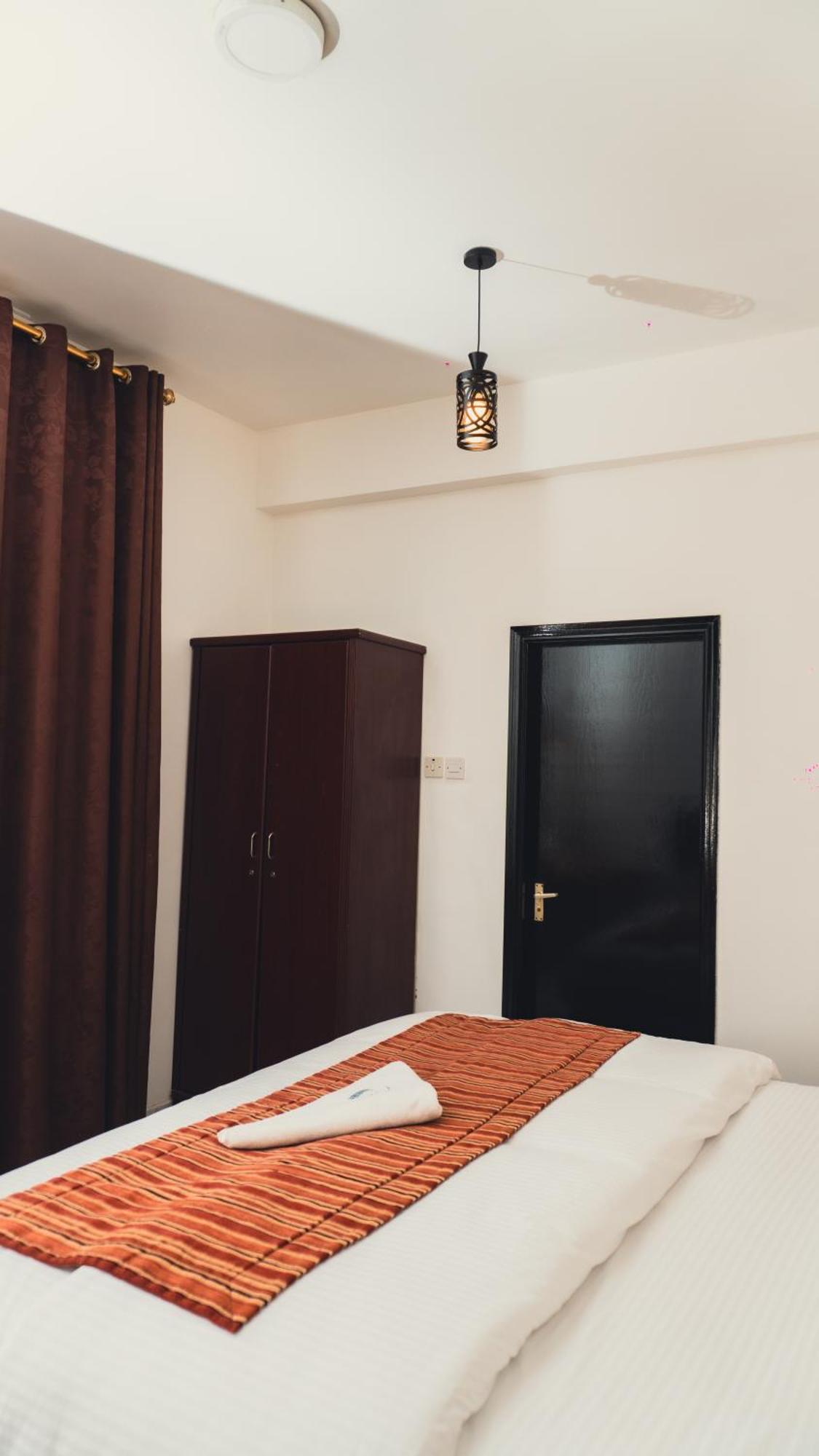 Pan Emirates Hotel Apartments Sharjah Buitenkant foto