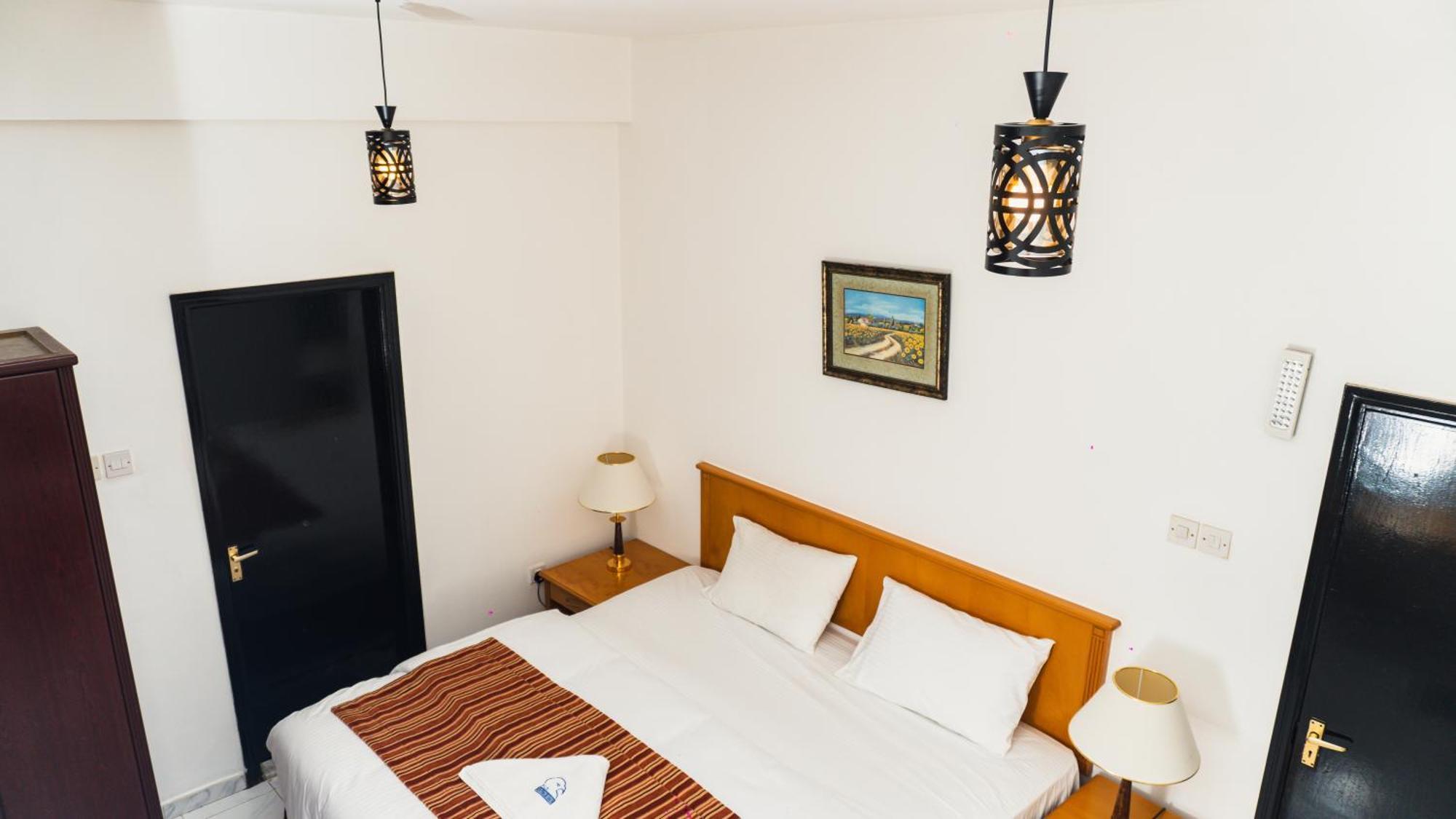 Pan Emirates Hotel Apartments Sharjah Buitenkant foto